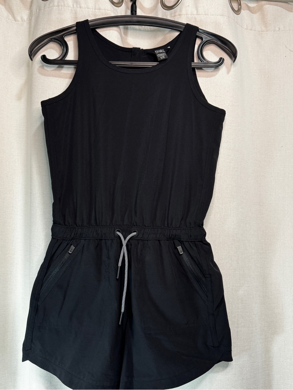 Athleta Girl Black Sleeveless Romper Drawstring Waist Pockets Girls L/12 Sporty
